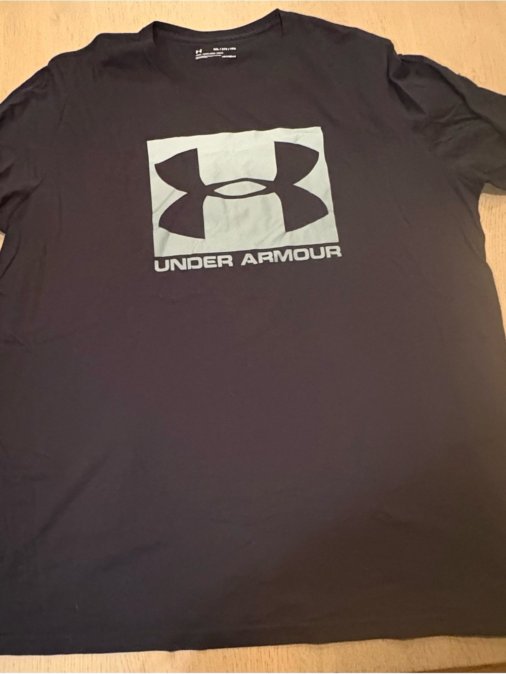 Under Armour Men's Black T-Shirt with Light Gray Logo 3X